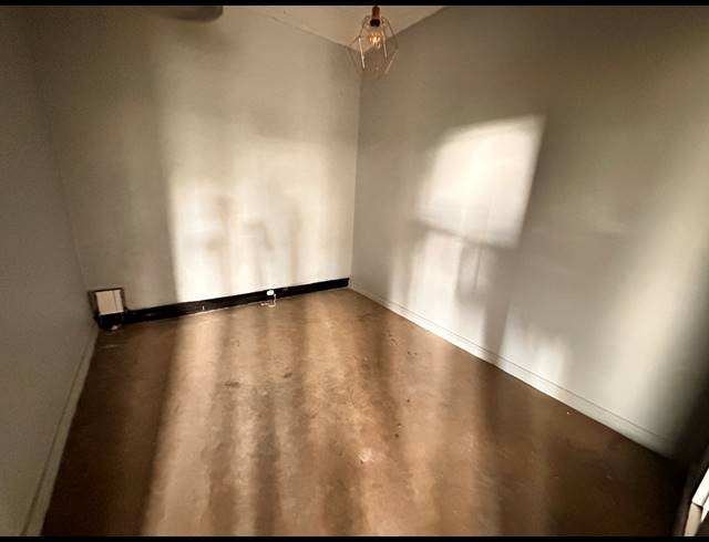 185M² OFFICE TO LET IN MILPARK
